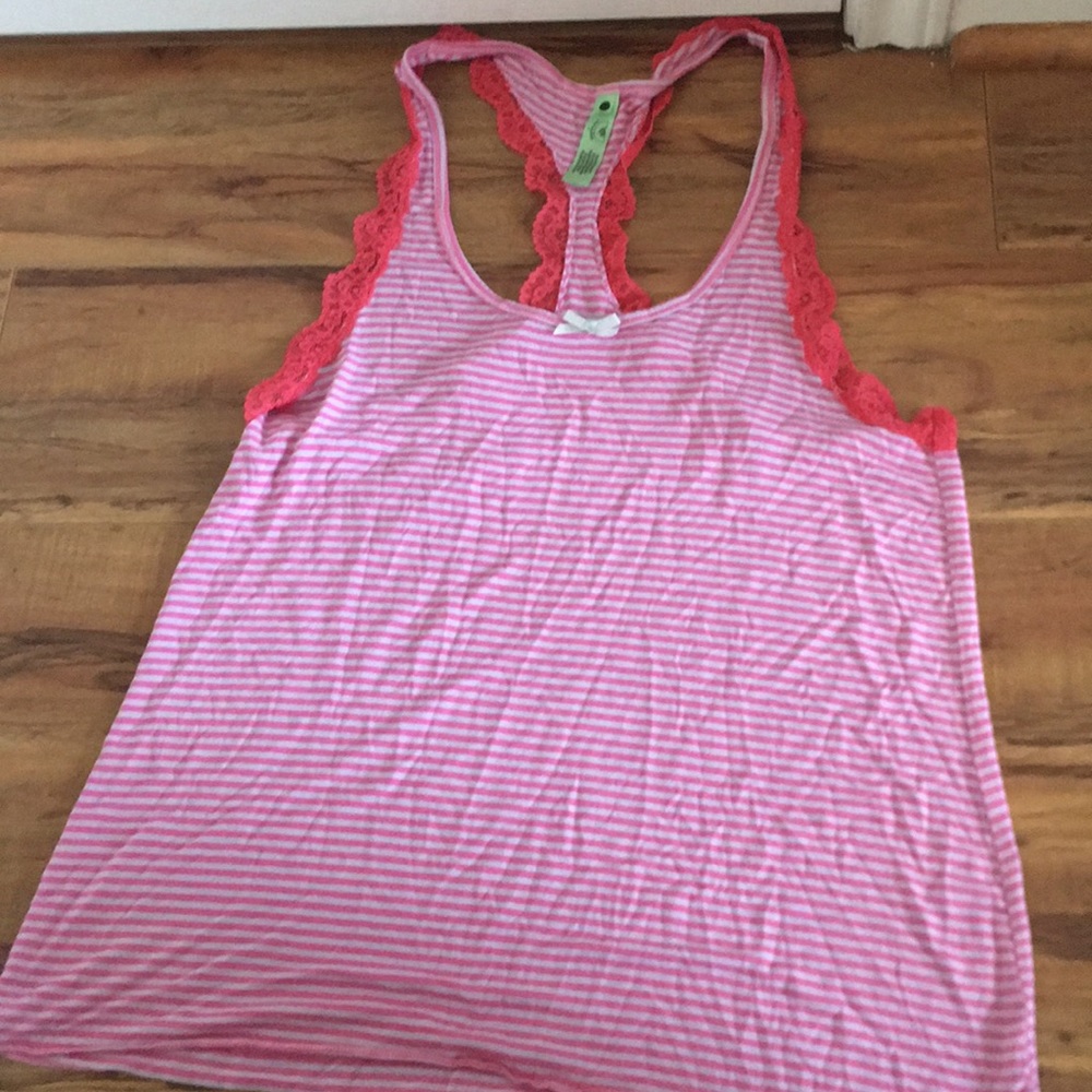Pijama shirt.